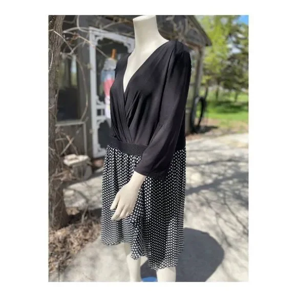 Lane Bryant Surplice Midi Dress Jersey Chiffon Black Grey Polkadot Sz 22 - Picture 5 of 7